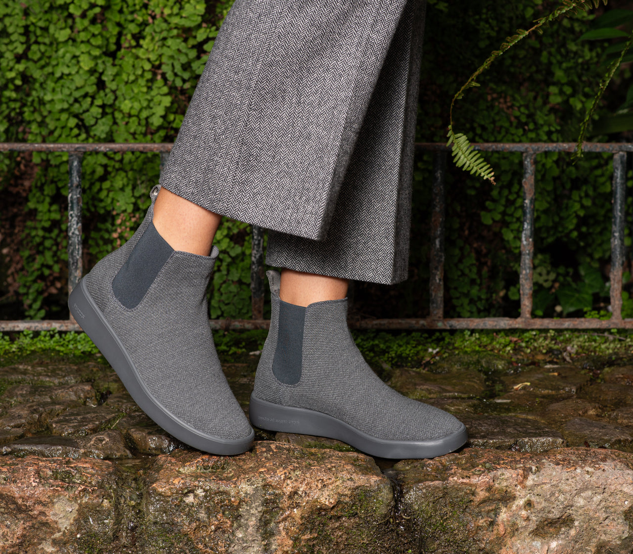 Women's Merino Chelsea Boot WP